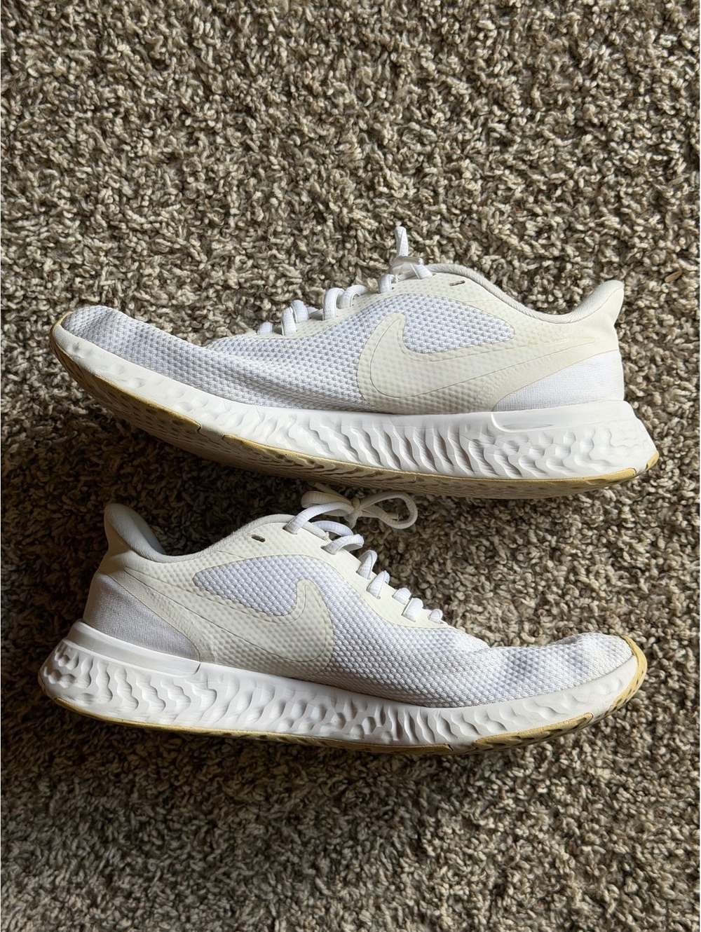 Nike Revolution 5 White Running Shoes Women’s Size 11